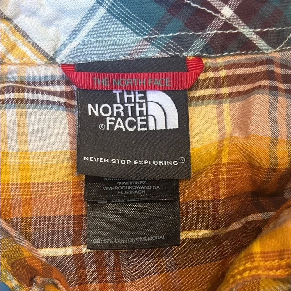 The North Face Plaid Short Sleeve Shirt Large